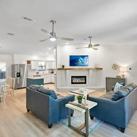 The St Augusdream Renovated Beach House Sleeps 8 Walk To Beach St. Augustine Exterior photo