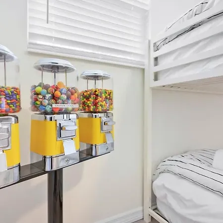 The St Augusdream Renovated Beach House Sleeps 8 Walk To Beach St. Augustine Exterior photo